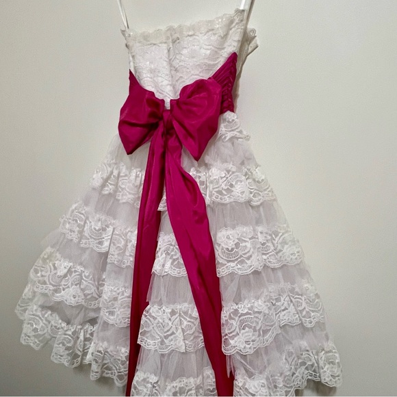 ❌❌SOLD❌❌Betsey Johnson Vintage Tea Party Dress, Size 2 Bridal, Shower, Wedding - Picture 1 of 13